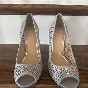 Badgley Mischka Silver Peep-Toe Heels